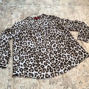 3 for 10$ Leopard Print Jennifer Lopez Large Chiffon-Like Long Sleeve v-neck